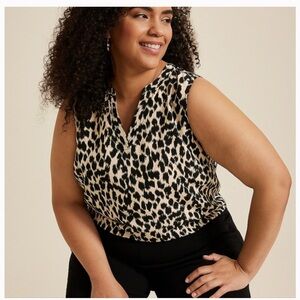 Maurices animal print sleeveless blouse